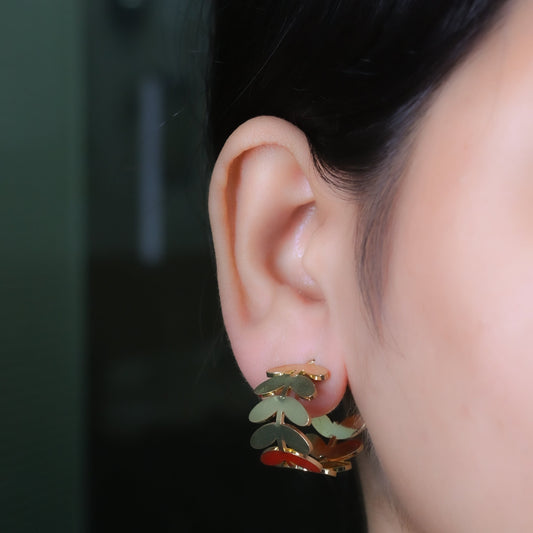 GehnaBuzz Stylish Petal Hoop Earrings