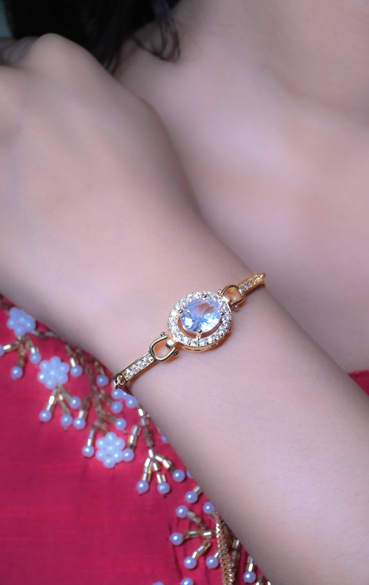 GehnaBuzz Elegant Bejeweled Bracelet