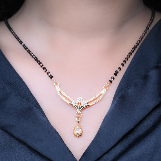 GehnaBuzz Enticing Crystal Drop Floral Mangalsutra