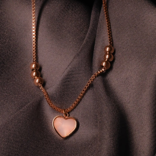 GehnaBuzz Serene Heart Pendant