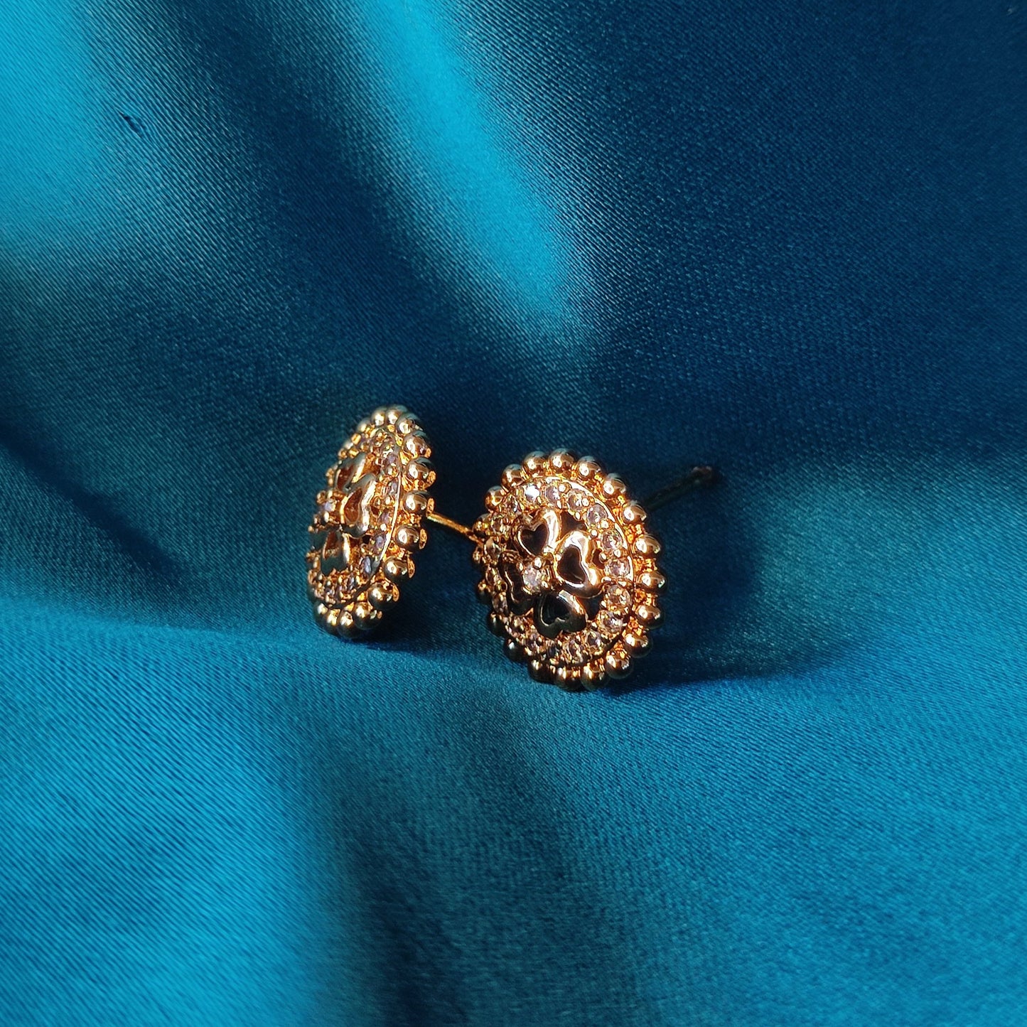 GehnaBuzz Simply Wow Vintage Earrings