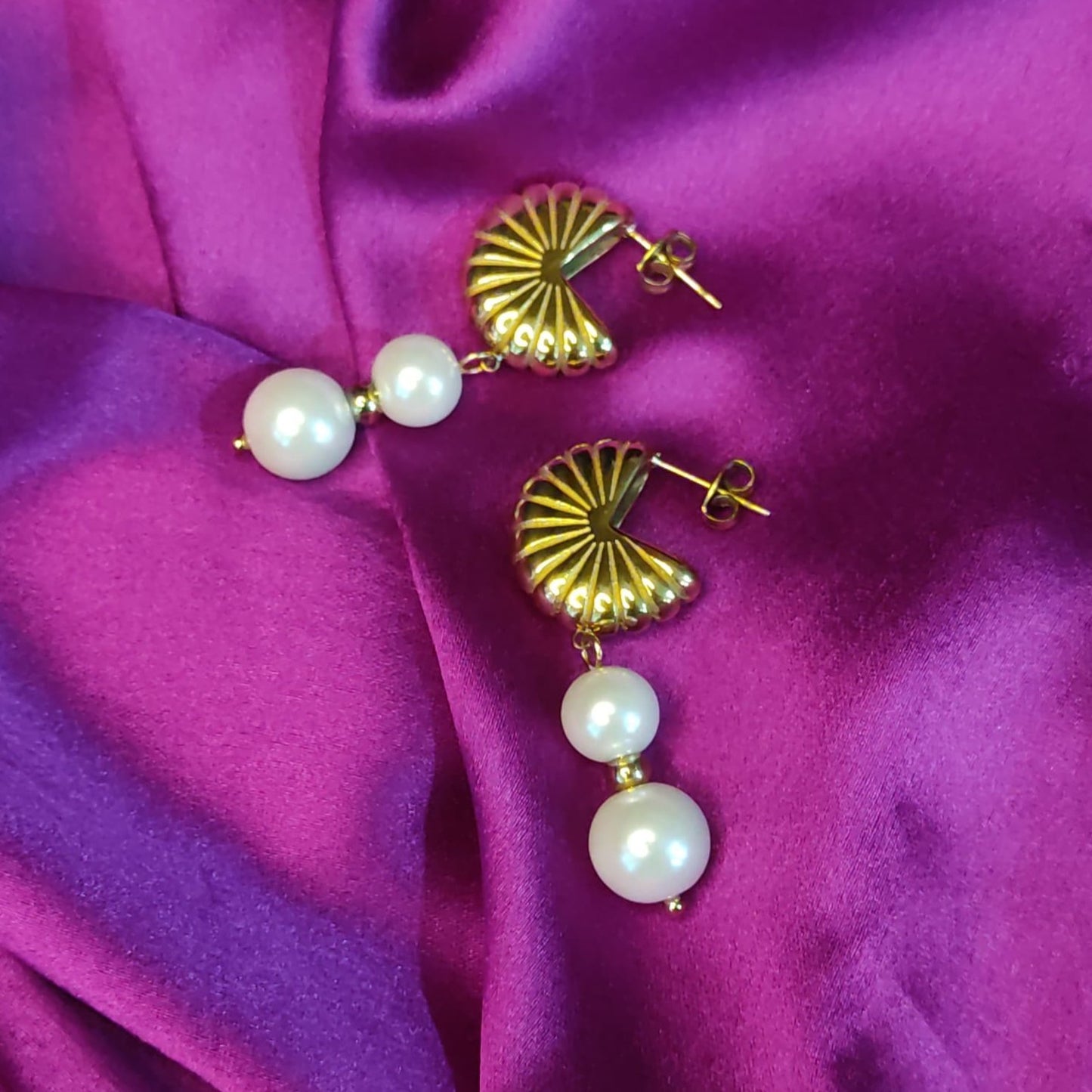 Gehnabuzz Pearl Drop Stainless Steel 18k Gold Plated White Natural Stone Earrings