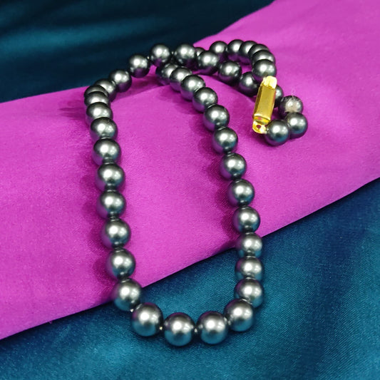 GehnaBuzz Oomph Black Pearl Stone Necklace