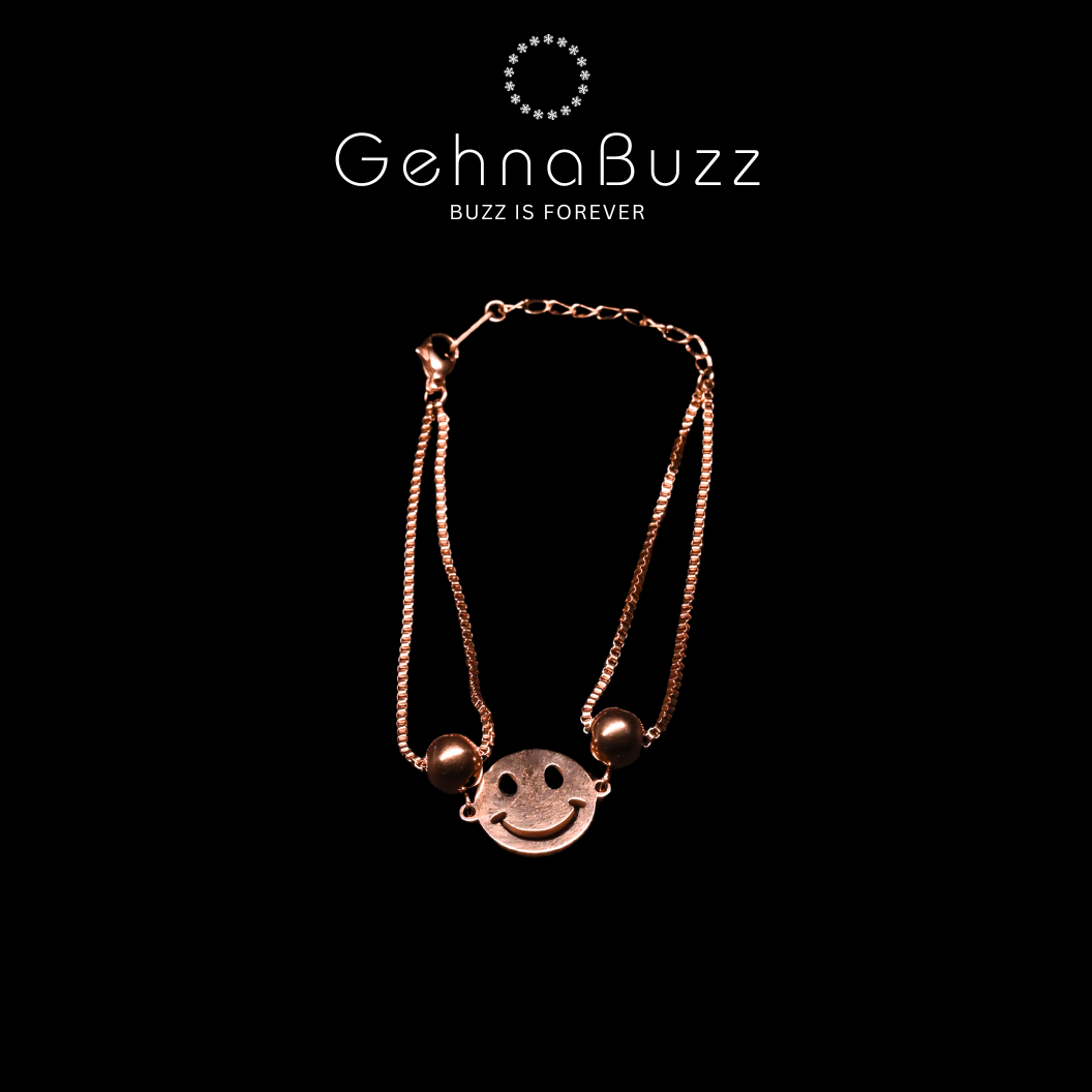 GehnaBuzz Charming Smiley Bracelet