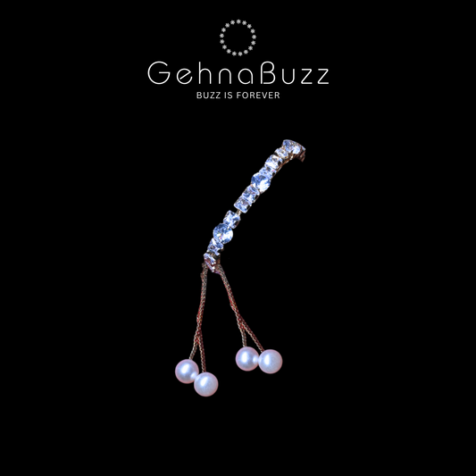 GehnaBuzz Glittering Stone Studded Pearl Bracelet