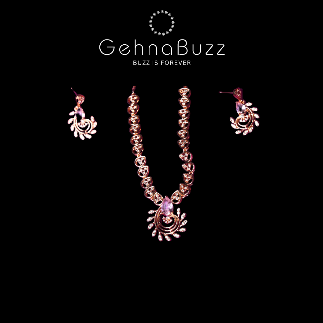 GehnaBuzz Alluring Studded Necklace