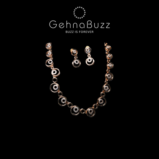 GehnaBuzz Stunning Classic Necklace