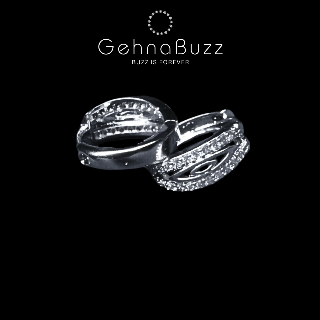 GehnaBuzz Scintillating Silver Earring